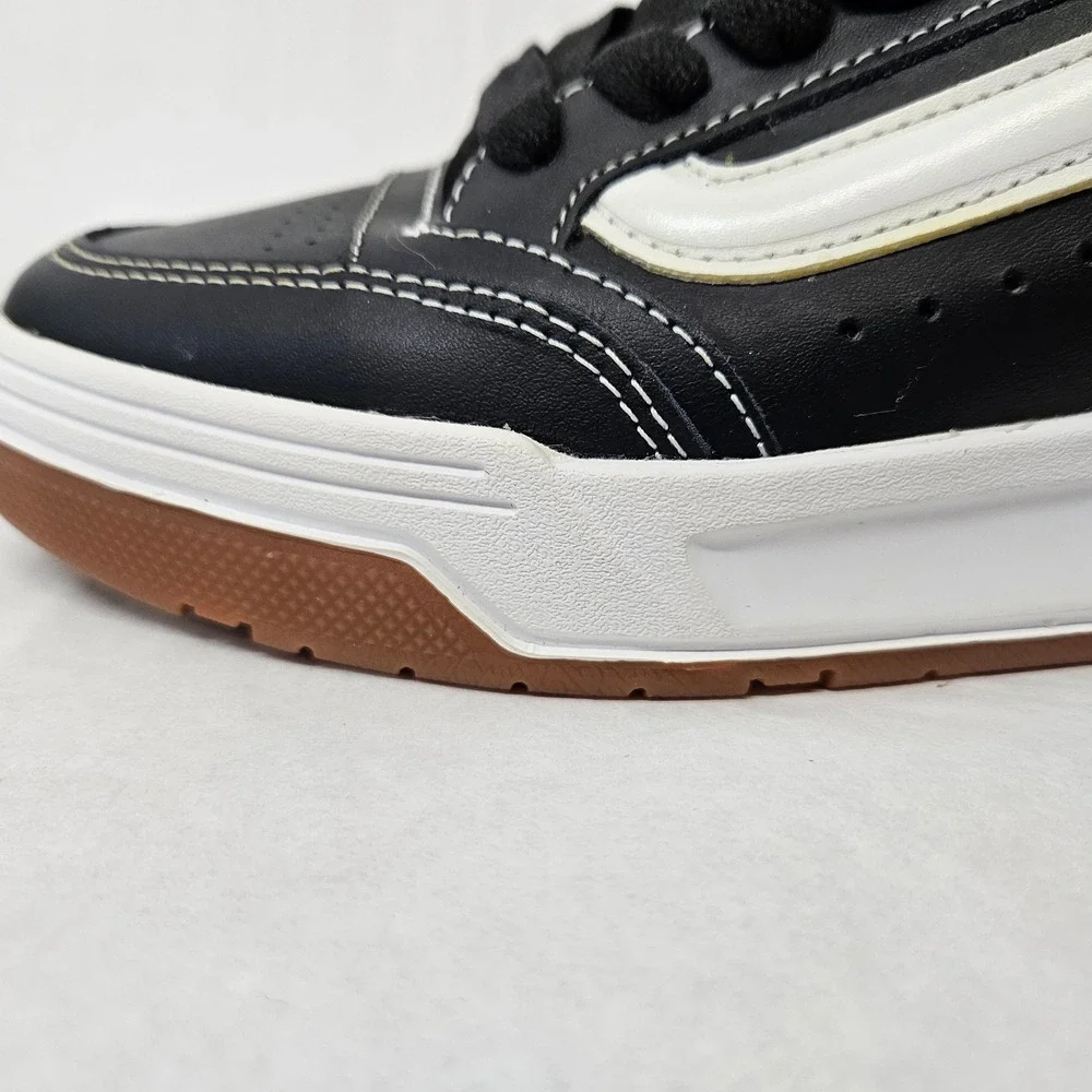 Vans Hylane Leather Sneakers VN000D269X1 Black White Gum Womens Size 7.5